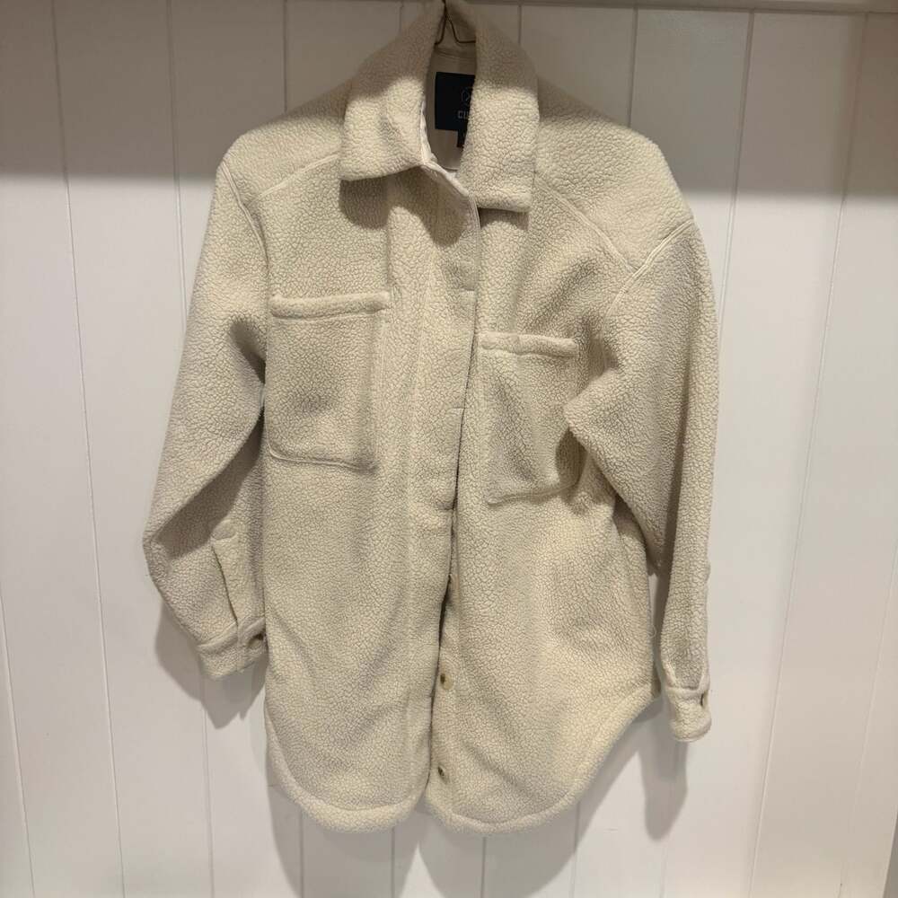 CUTS Women's Cream Sherpa Fleece Button Down Shacket Jacket XS/S